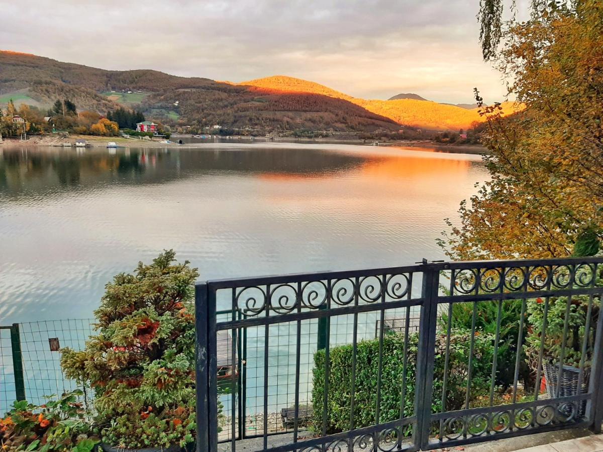 Lake House Novi Pazar Kültér fotó